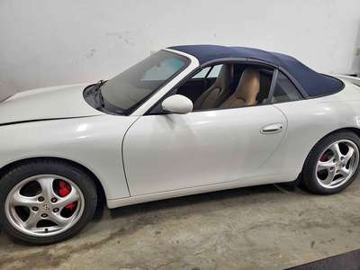 2000 Porsche 911 - Carrera 2 Cabriolet 2D