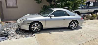 2000 Porsche 911 - Carrera 2 Cabriolet 2D