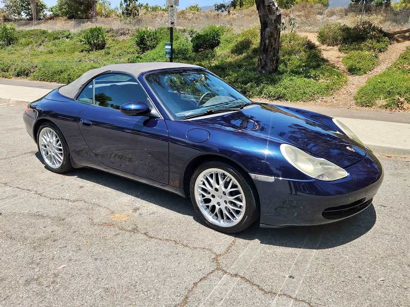 1999 Porsche 911 - Carrera 2 Cabriolet 2D