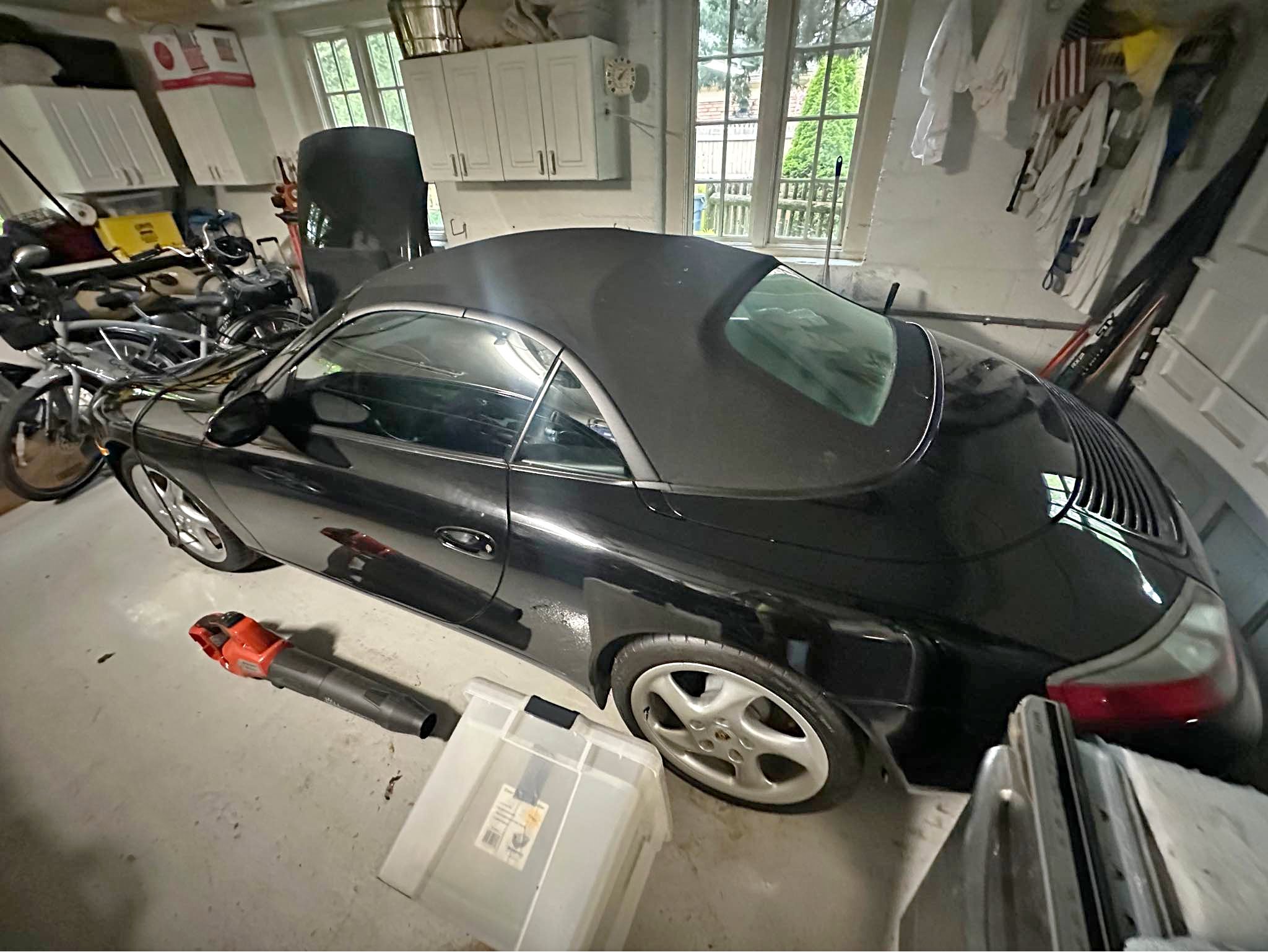 2000 Porsche 911 - Carrera 4 AWD Cabriolet 2D