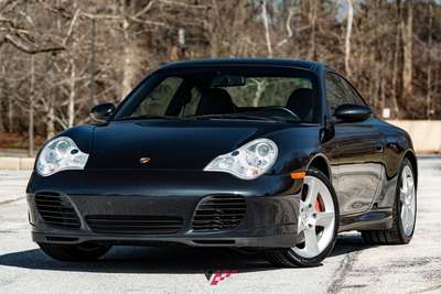 2004 Porsche 911 2dr Cpe Carrera 4S