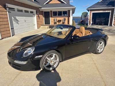 2005 Porsche 911 - Carrera Cabriolet 2D