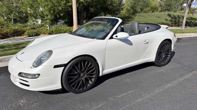 2006 Porsche 911 - Carrera 2 Cabriolet 2D