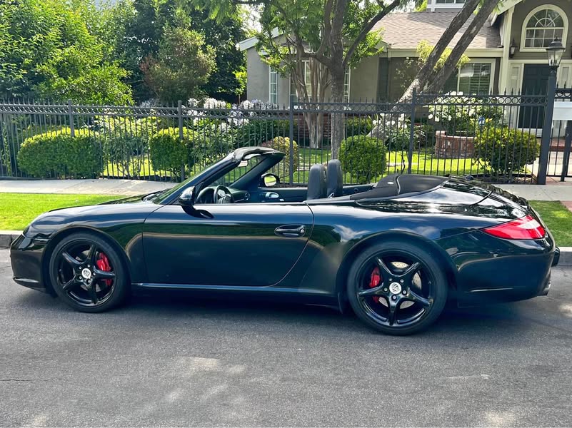 2009 Porsche 911 - Carrera S Cabriolet 2D