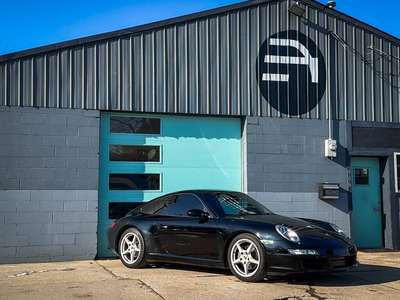 2005 Porsche 911 Carrera 2dr Coupe