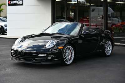 2010 Porsche 911 2dr Cabriolet Turbo