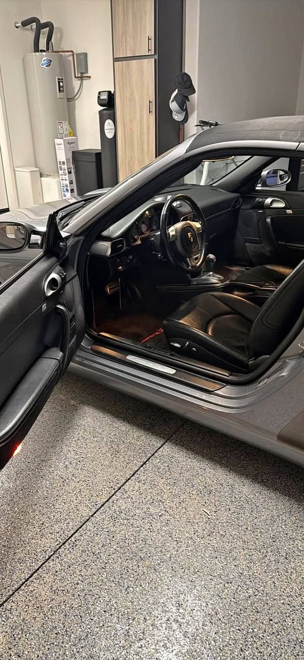 2005 Porsche 911 - Carrera S Cabriolet 2D