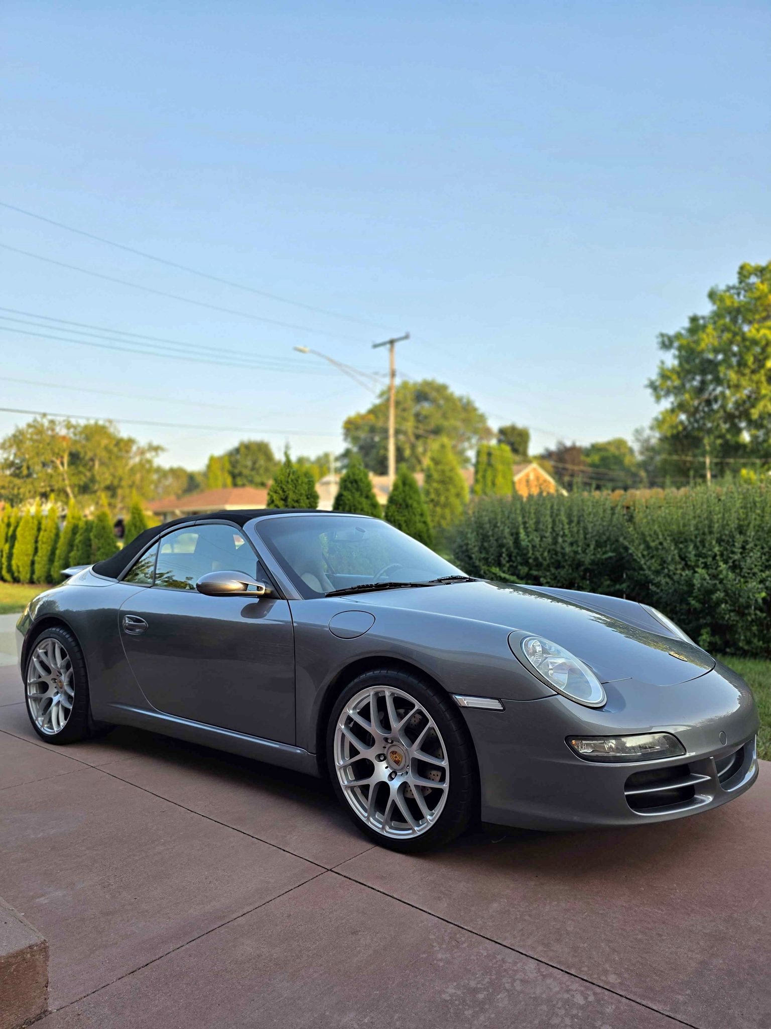 2005 Porsche 911 - Carrera 2 Cabriolet 2D