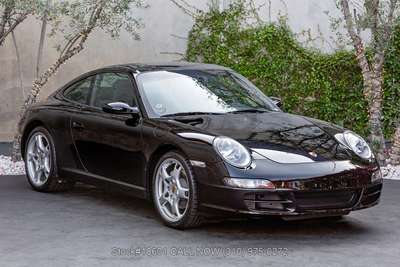 2005 Porsche 911 Coupe 6-Speed