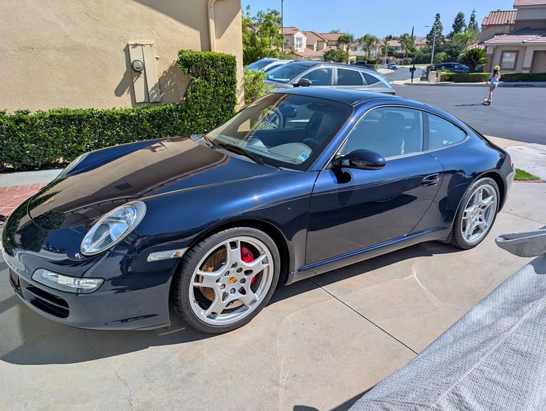 2005 Porsche 911 - Carrera S Coupe 2D