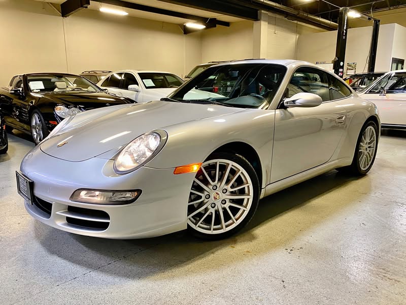2005 Porsche 911 Carrera Coupe