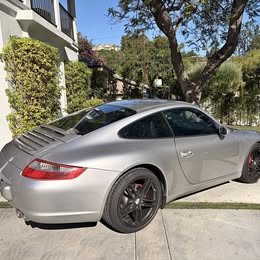 2006 Porsche 911 coupe - rebuilt engine