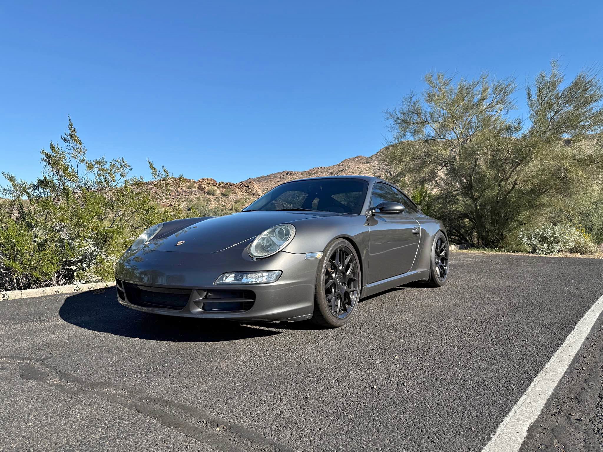 2006 Porsche 911 - Carrera 2 Coupe 2D