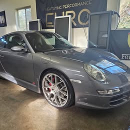 2005 Porsche 911 c2-s 6-speed manual