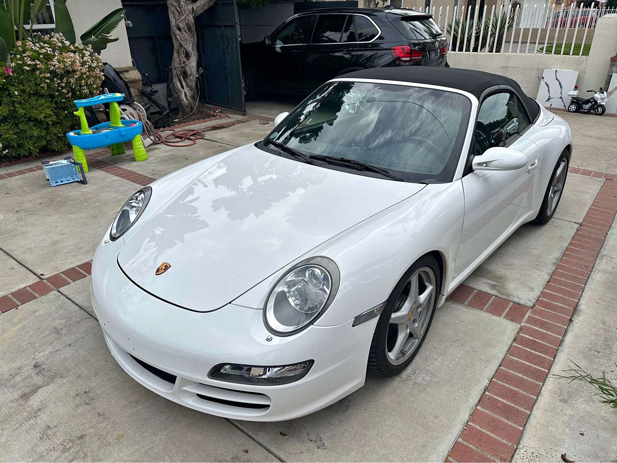 2008 Porsche 911 - Carrera Cabriolet 2D