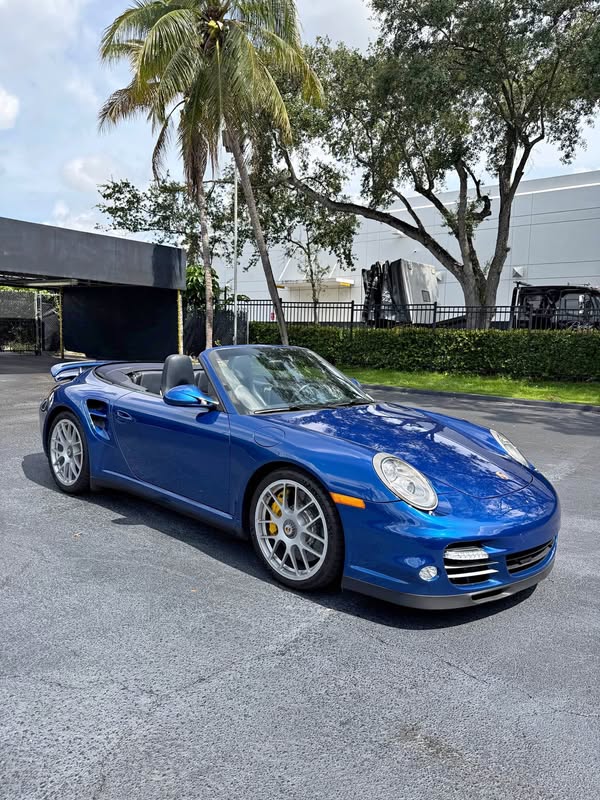 2011 Porsche 911 - Turbo S Cabriolet 2D