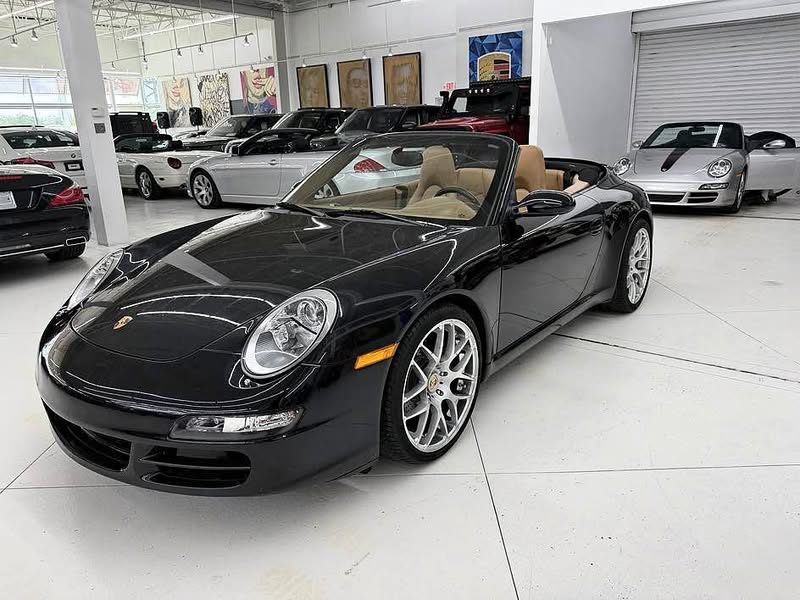 2006 Porsche 911 - Cabriolet 2D