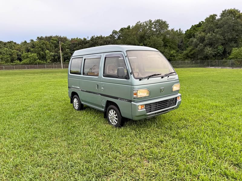 1990 Honda ACTY STREET - 29k miles. 4WD. A\/C