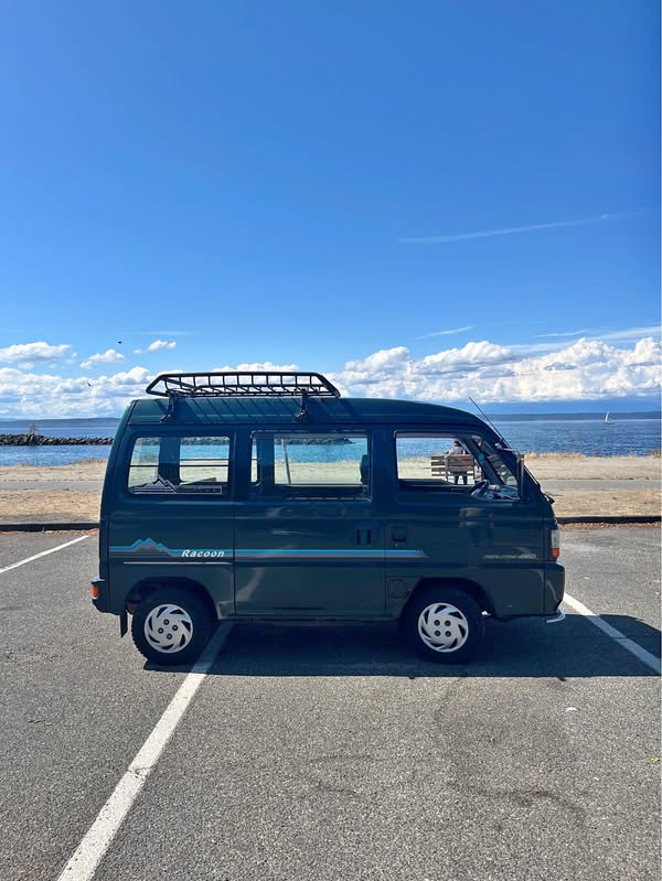 1995 Honda acty - Racoon \ud83e\udd9d