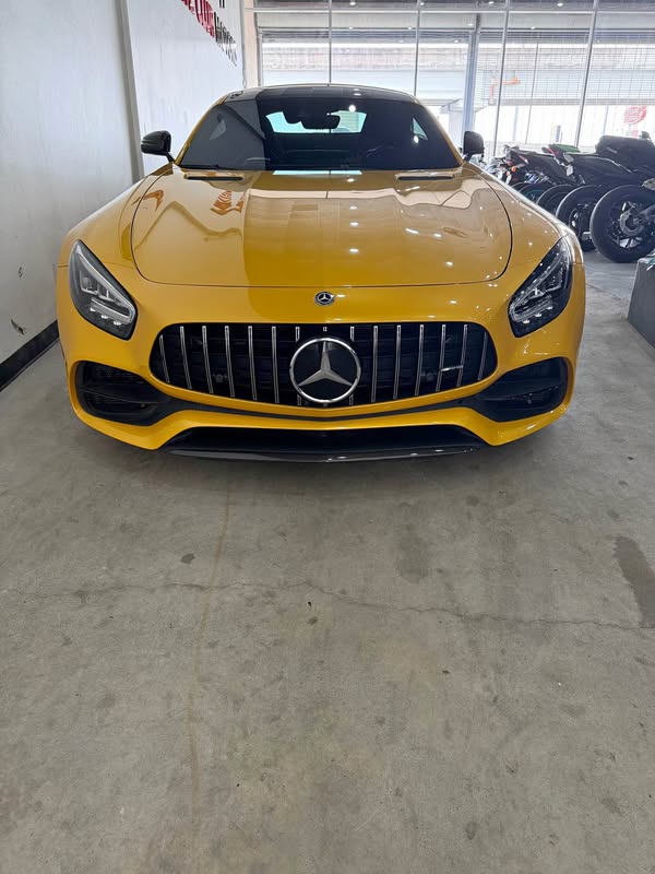 2020 Mercedes-Benz AMG GT-C