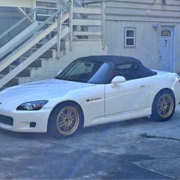 2001 Honda S2000 \u2013 Title in hand and ready to go \u2013 110k Miles \u2013 99\u0025 Stock \u2013 $17,950