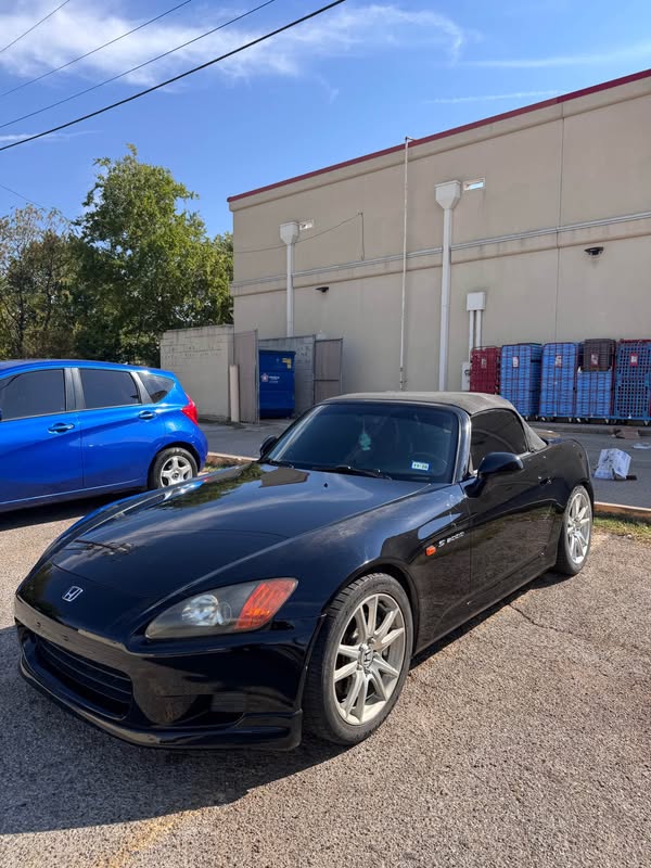 2000 Honda S2000 - Convertible 2D