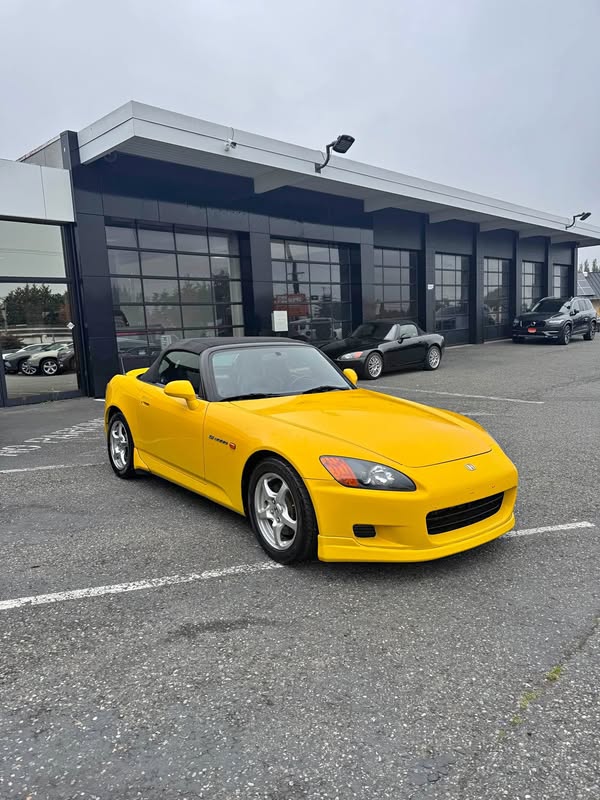2001 Honda S2000 - Base