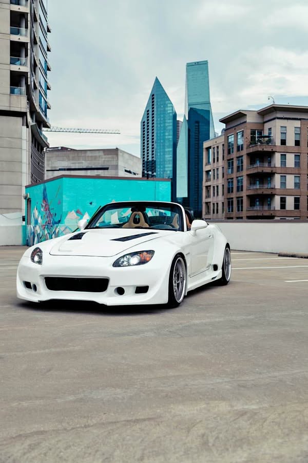 2004 Honda S2000 - Manual