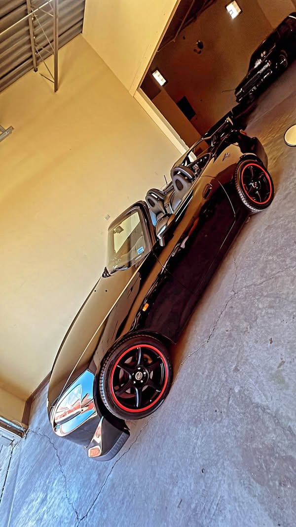 2005 Honda S2000 - Convertible 2D