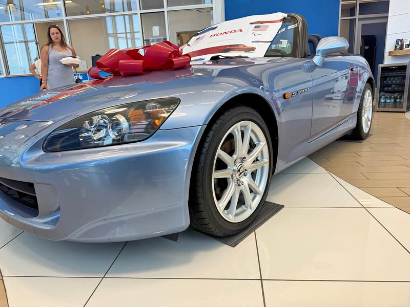 2004 Honda S2000 - Convertible 2D