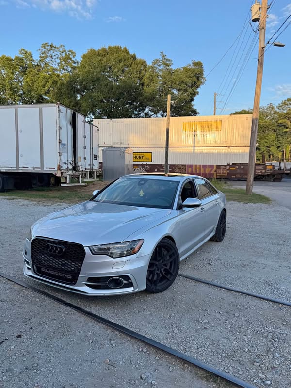 2013 Audi S6 - Quattro Sedan 4D