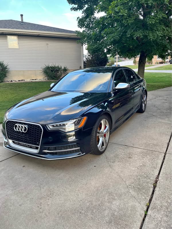 2013 Audi S6 - Prestige Sedan 4D