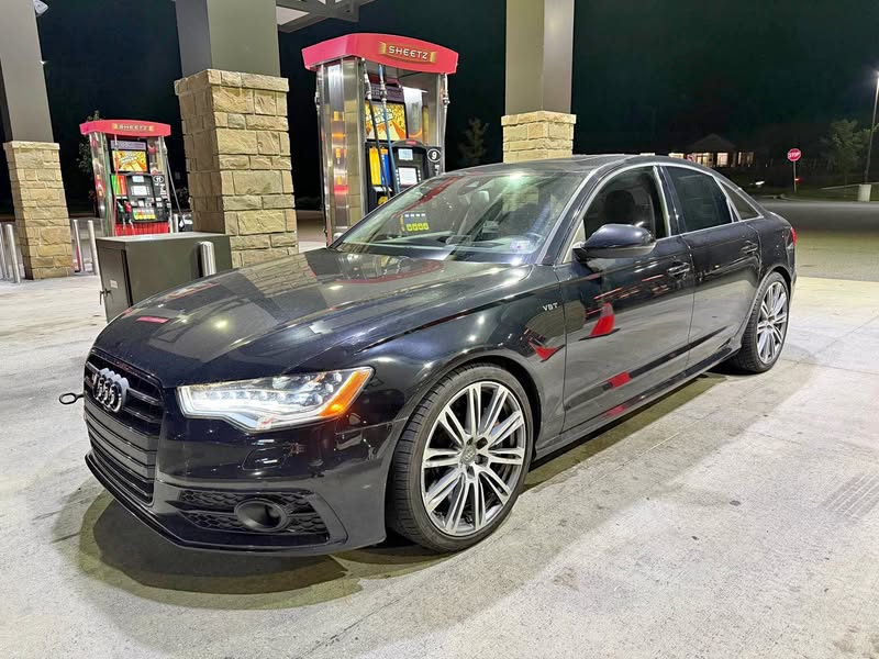 2015 Audi S6 - Quattro Sedan 4D