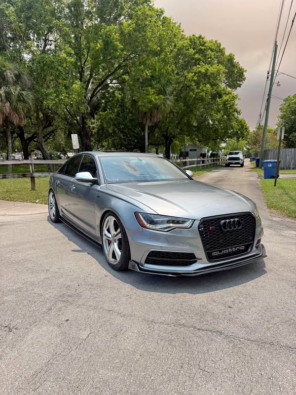 2013 Audi S6 - Quattro Sedan 4D