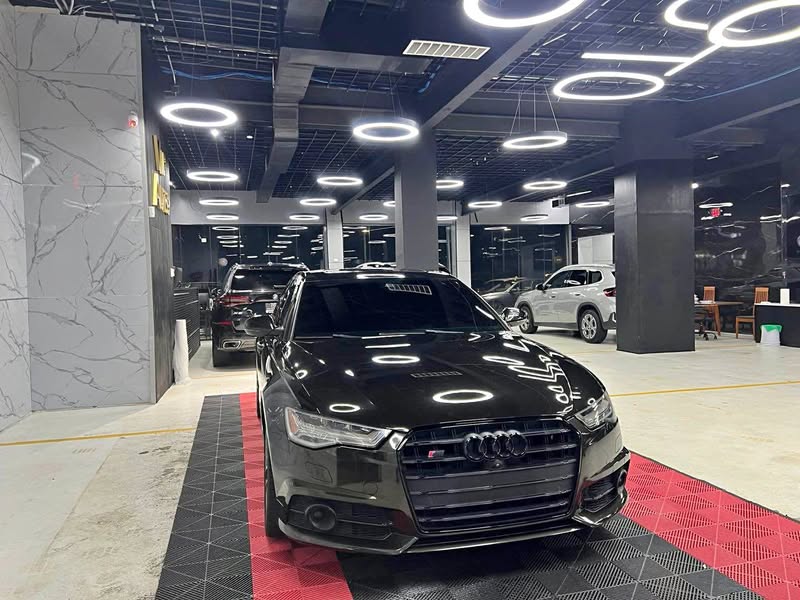 2016 Audi S6 - Prestige Sedan 4D