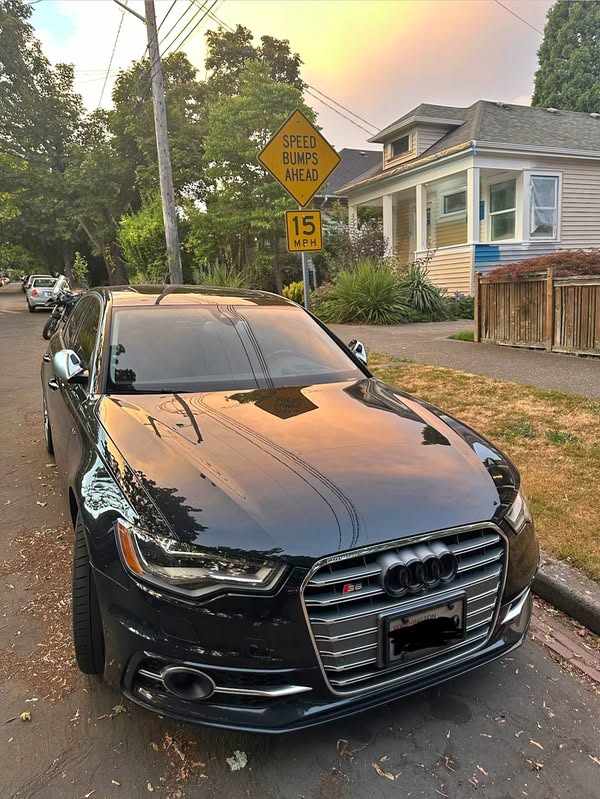 2013 Audi S6 - Prestige Sedan 4D