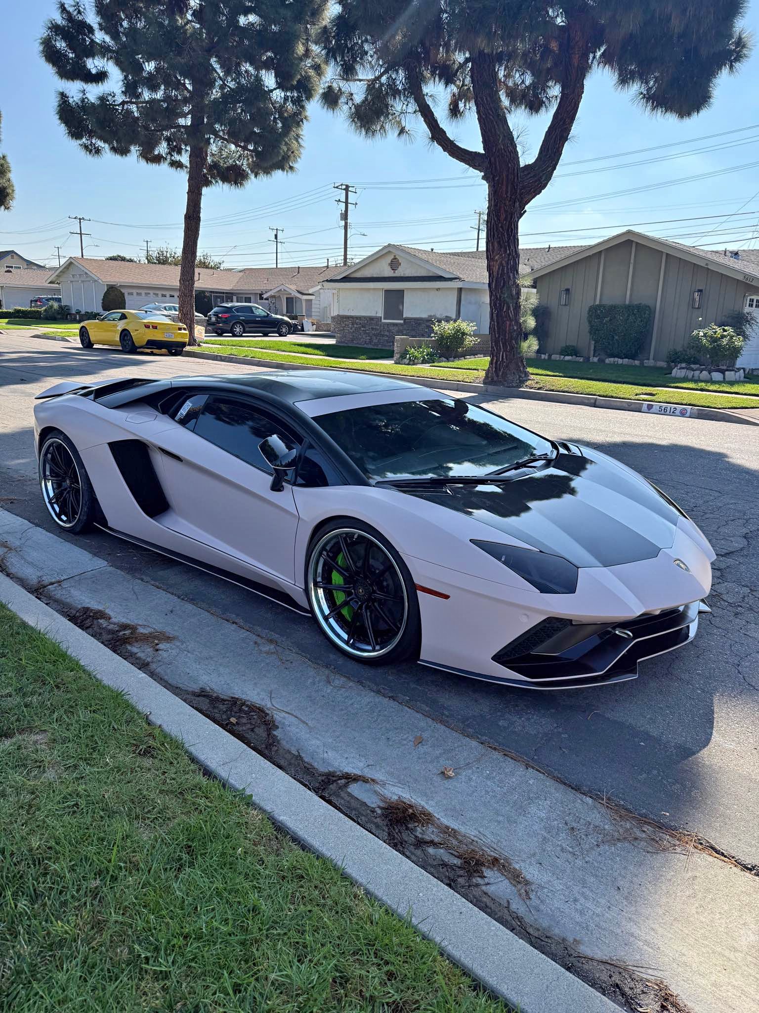 2018 Lamborghini Aventador - S Coupe 2D