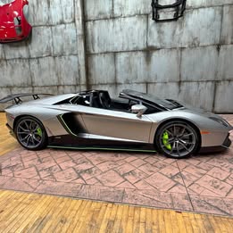 2014 Lamborghini aventador roadster