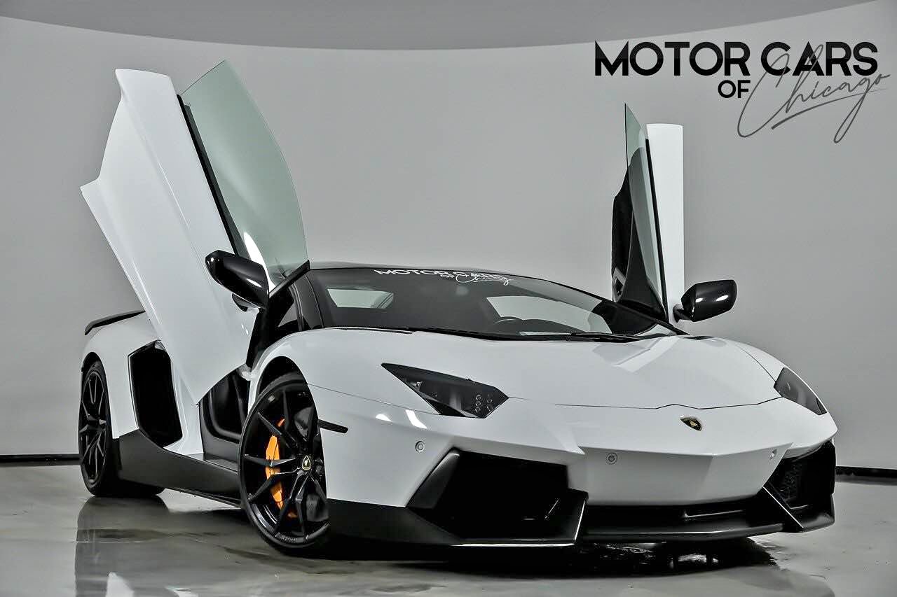 2015 Lamborghini Aventador - LP 700-4 Roadster 2D