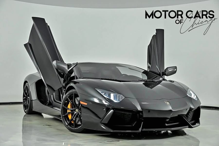 2014 Lamborghini Aventador - LP 700-4 Roadster 2D