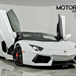 2017 Lamborghini Aventador LP 700-4