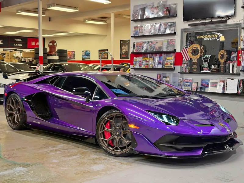 2020 Lamborghini Aventador - SVJ Coupe 2D