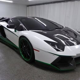 2014 Lamborghini Aventador LP 700-4