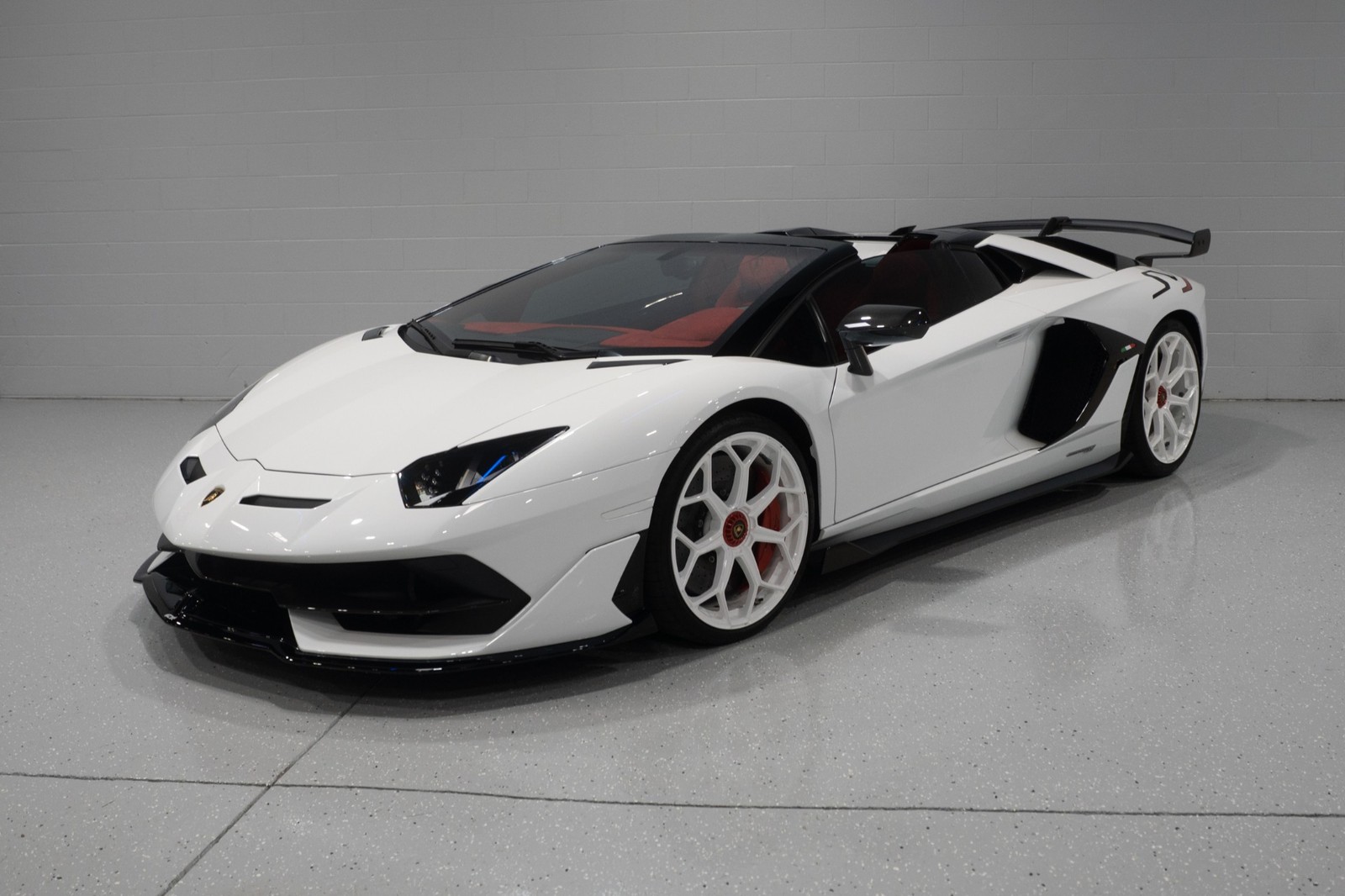 2020 Lamborghini Aventador LP 770-4 SVJ