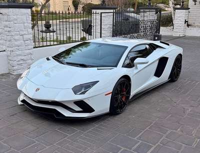 2018 Lamborghini Aventador LP 740-4 S