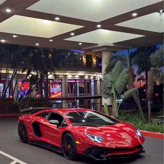 2017 Lamborghini Aventador - LP 750-4 Superveloce Coupe 2D