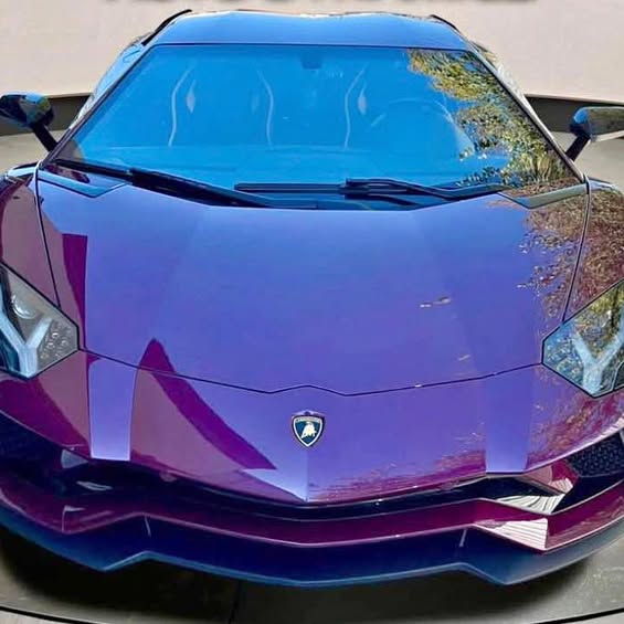 2018 Lamborghini Aventador - S Coupe 2D
