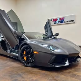 2012 Lamborghini aventador lp 700-4 coupe. *rare*