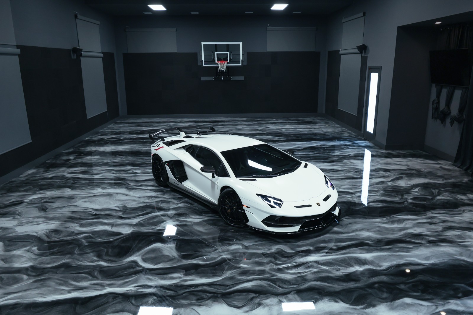 2019 Lamborghini Aventador SVJ