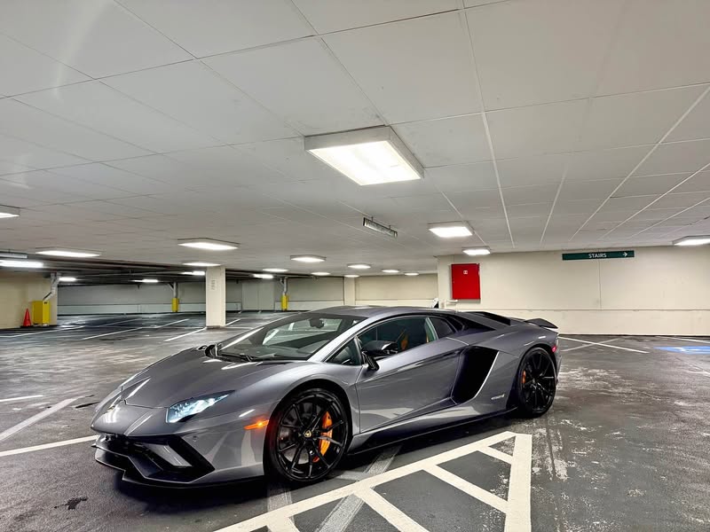 2018 Lamborghini Aventador - S Coupe 2D